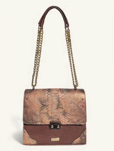 Bolsa para dama tipo cross-body en piel de pitón color café y bronce con cadena frente