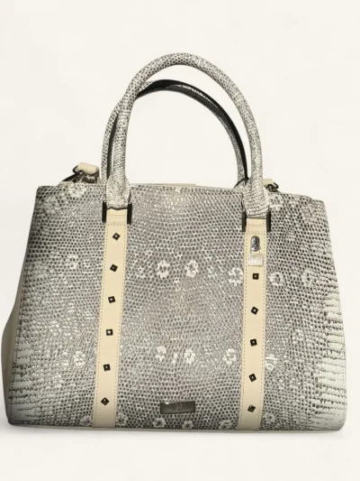 Bolsa para dama tipo tote en piel de lagarto color beige frente