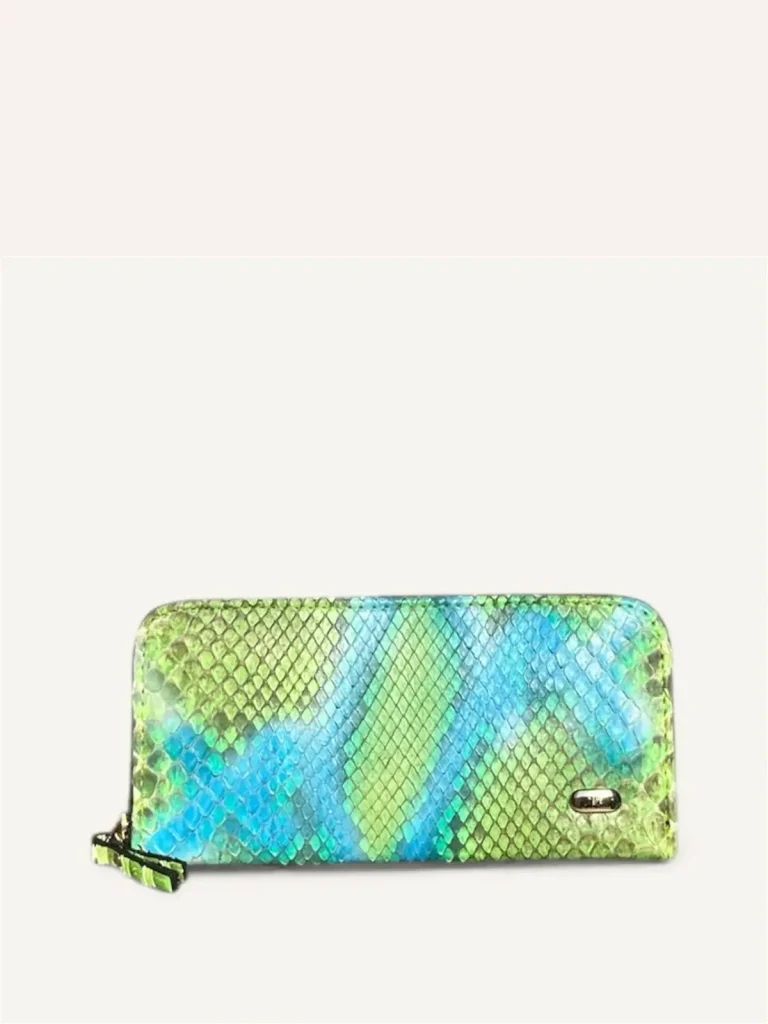 Cartera para dama en piel de pitón color azul y verde con cierre frente